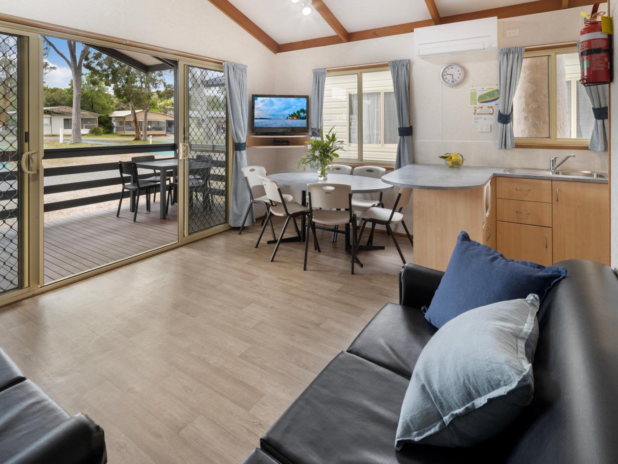 BIG4 Phillip Island Caravan Park Newhaven Buitenkant foto