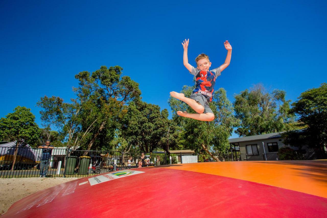 BIG4 Phillip Island Caravan Park Newhaven Buitenkant foto